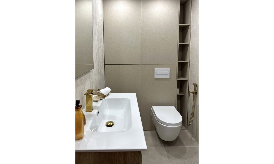 Resale - Apartment -
Torrevieja - Costa Blanca