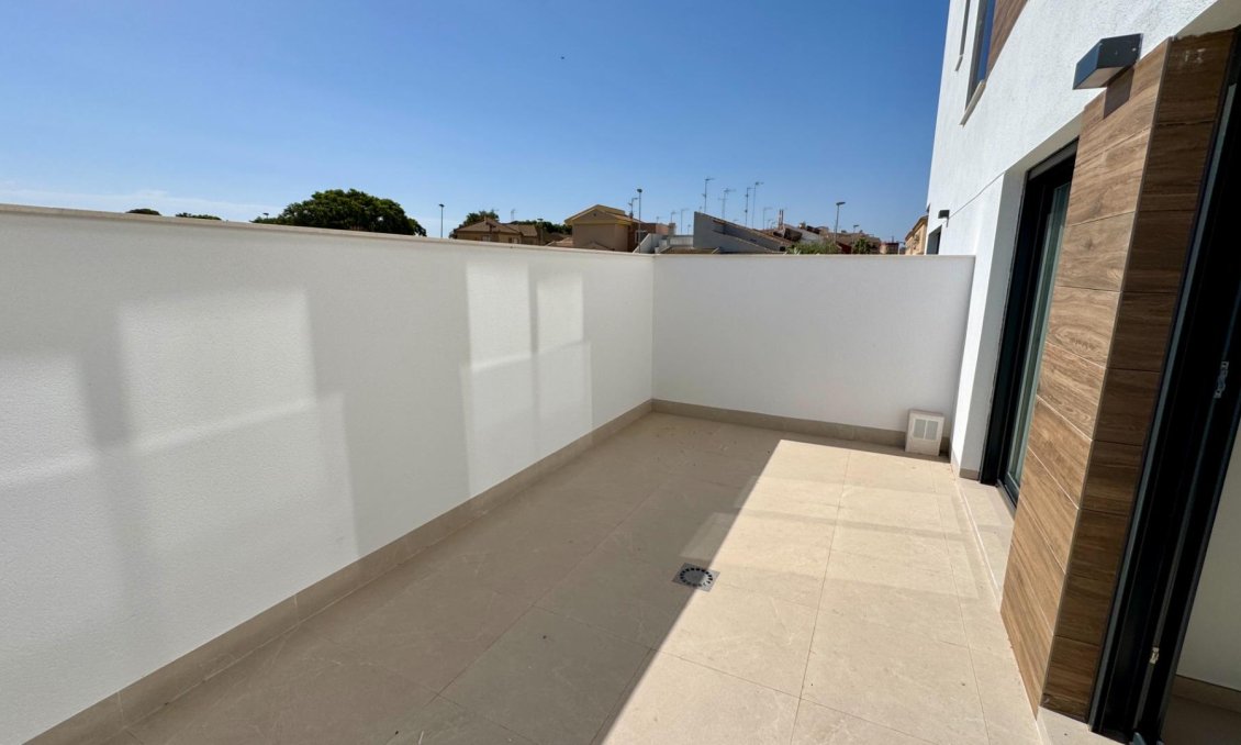 Resale - Bungalow -
San Pedro del Pinatar - Lopagán