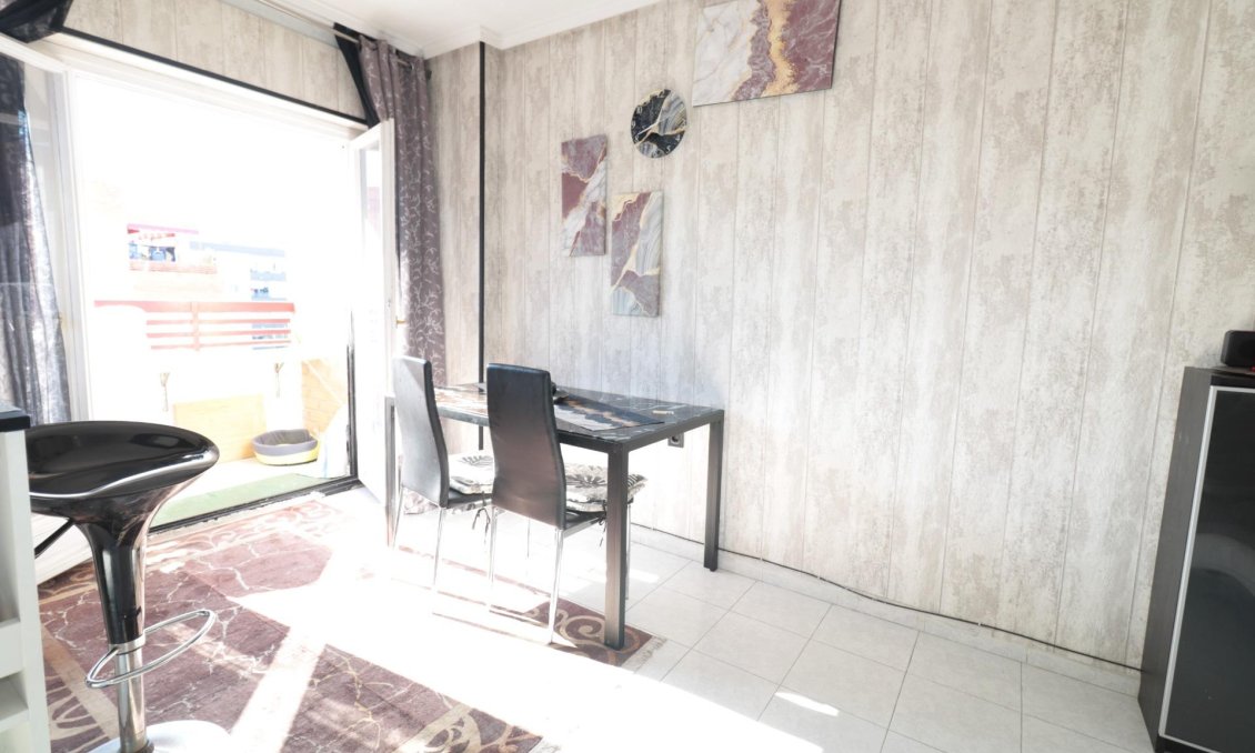 Resale - Apartment -
Torrevieja - El Molino