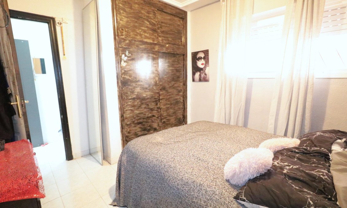 Resale - Apartment -
Torrevieja - El Molino