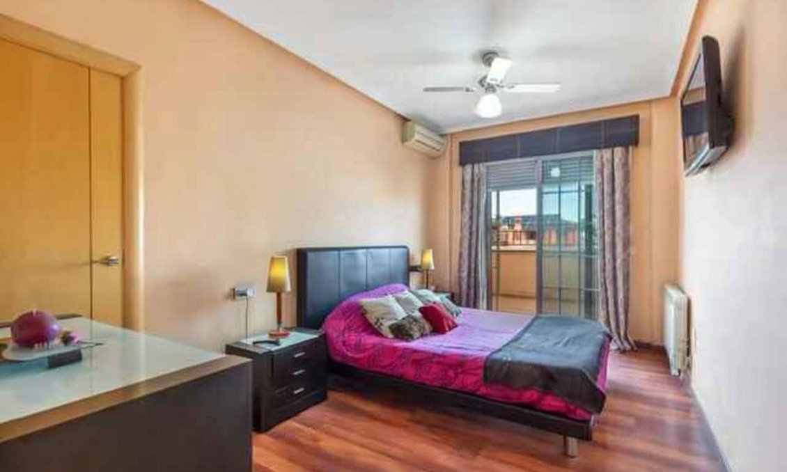 Revânzare - Vilă -
Torrevieja - Aguas Nuevas