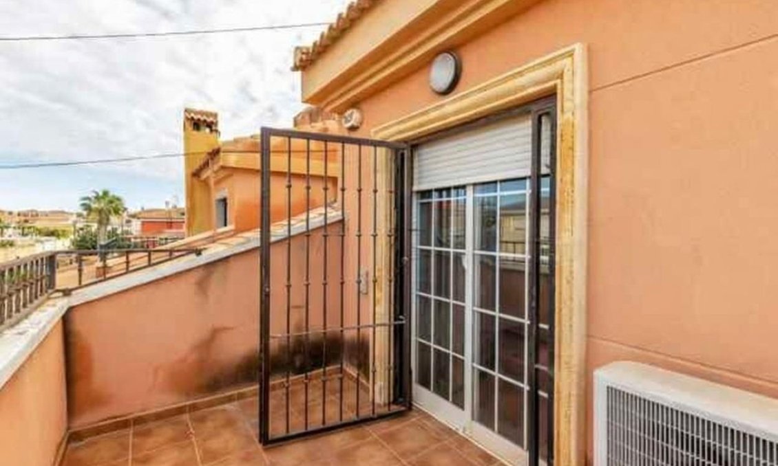 Revânzare - Vilă -
Torrevieja - Aguas Nuevas