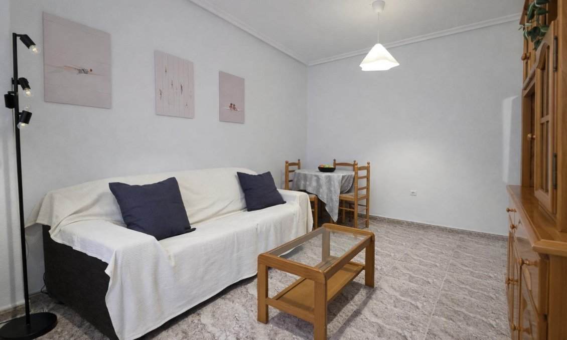 Használt Ingatlanok - Apartman -
Torrevieja - Centrum - Muelle Pesquero
