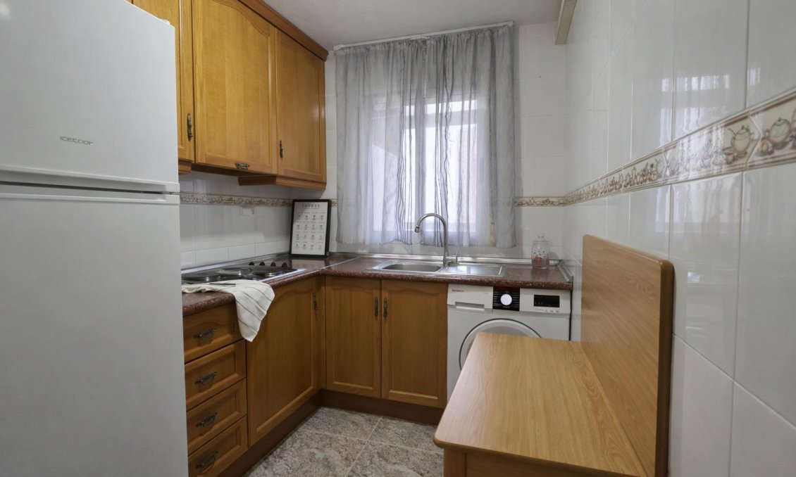 Használt Ingatlanok - Apartman -
Torrevieja - Centrum - Muelle Pesquero