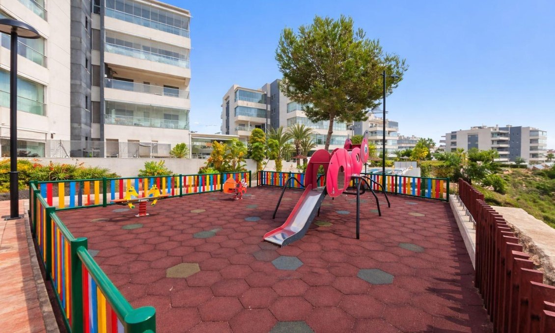 Használt Ingatlanok - Apartman -
Orihuela Costa - Villamartín