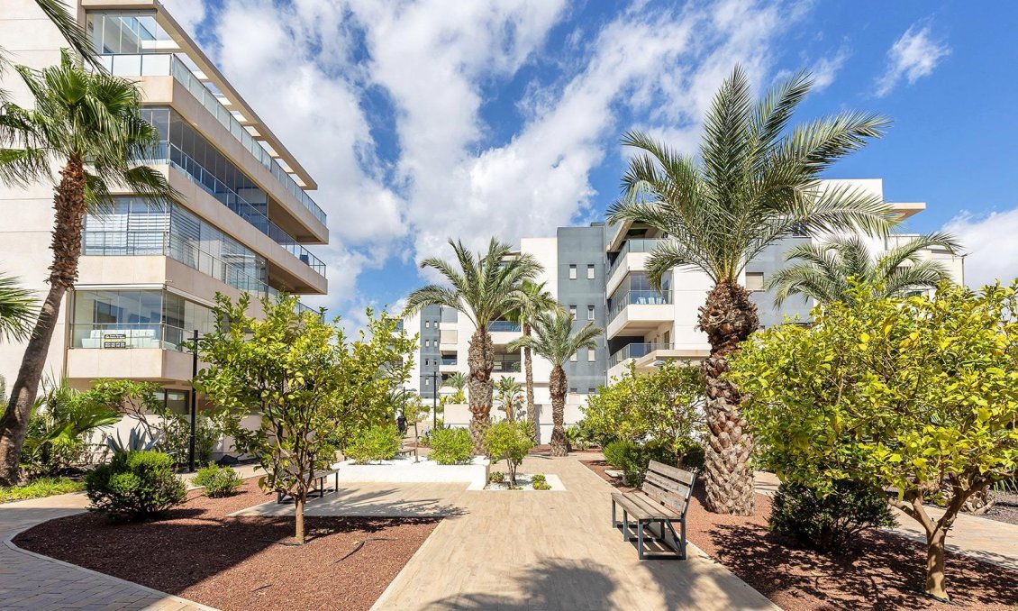 Használt Ingatlanok - Apartman -
Orihuela Costa - Villamartín