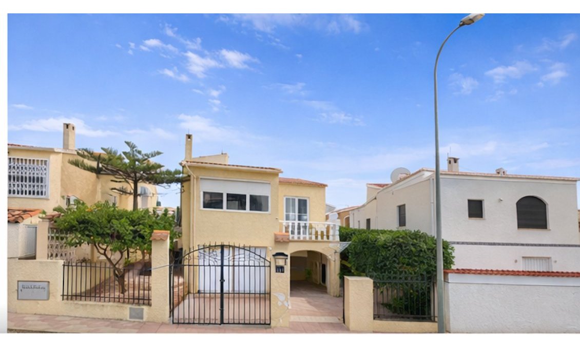 Resale - Villa -
San Fulgencio - Costa Blanca