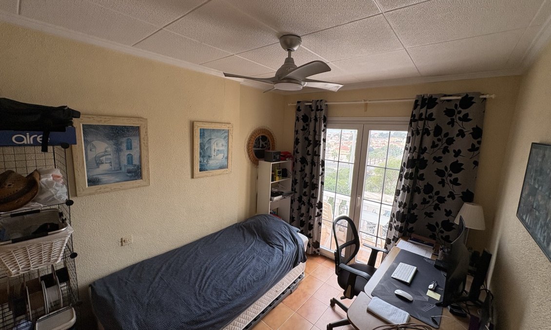 Resale - Villa -
San Fulgencio - Costa Blanca