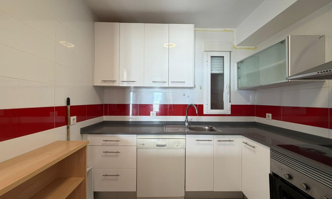 Resale - Apartment -
Torrevieja - Playa de los Locos