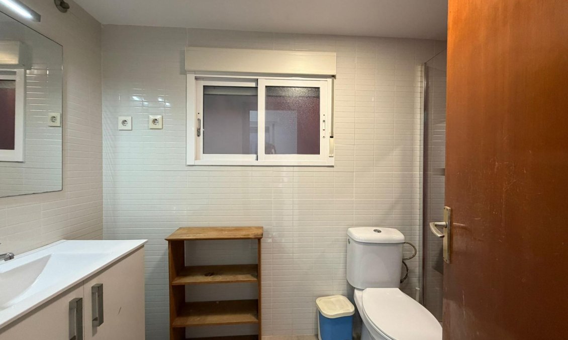 Resale - Apartment -
Torrevieja - Playa de los Locos