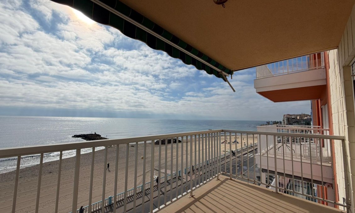 Resale - Apartment -
Torrevieja - Playa de los Locos