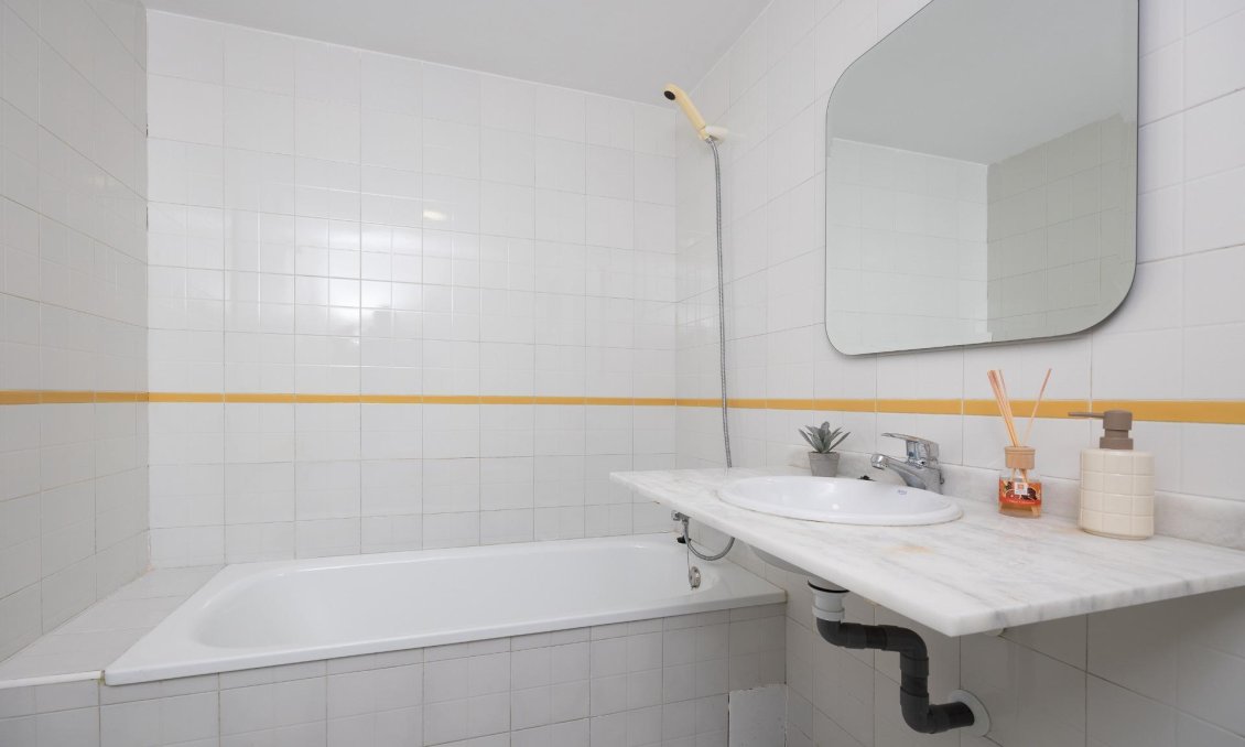 Wiederverkauf - Wohnung -
Orihuela Costa