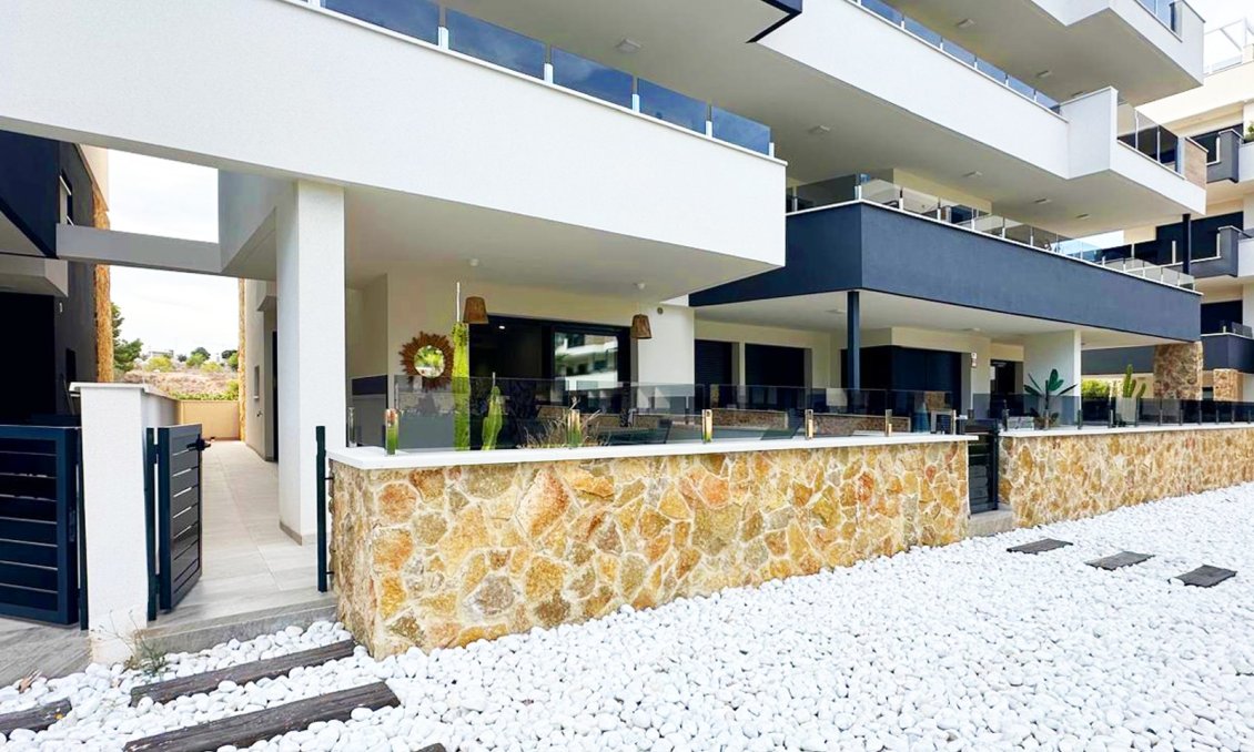 Resale - Apartment -
Torrevieja - Costa Blanca