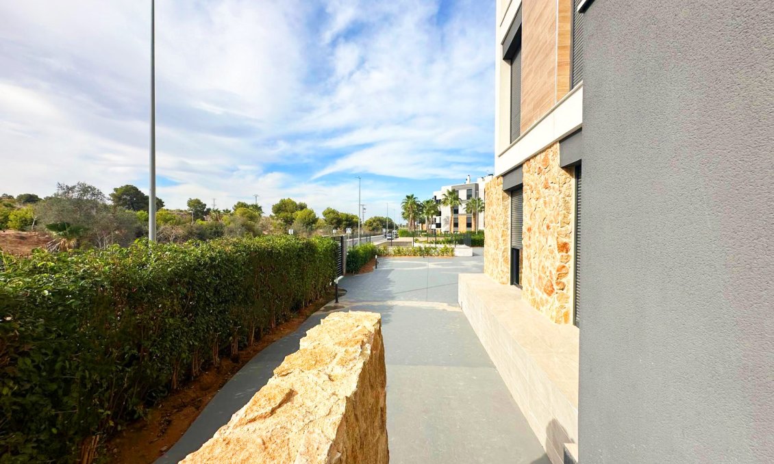 Resale - Apartment -
Torrevieja - Costa Blanca