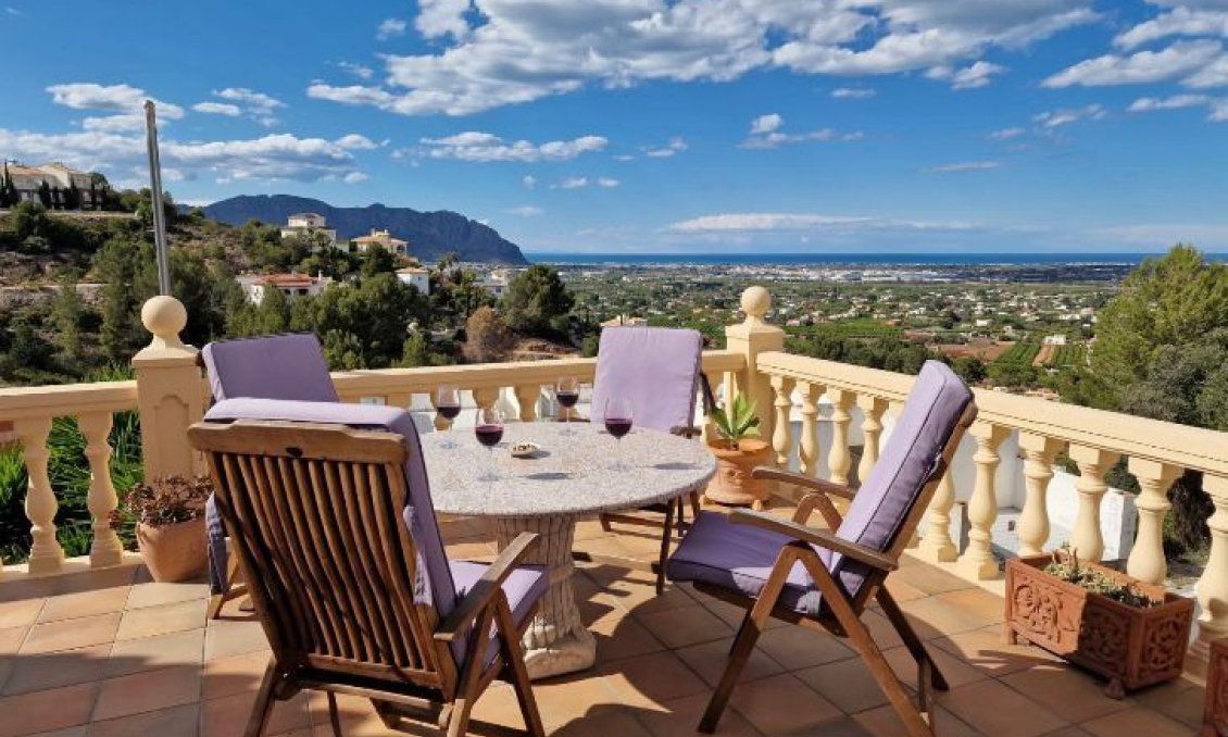 Segunda mano - Villa -
Pedreguer - Inland