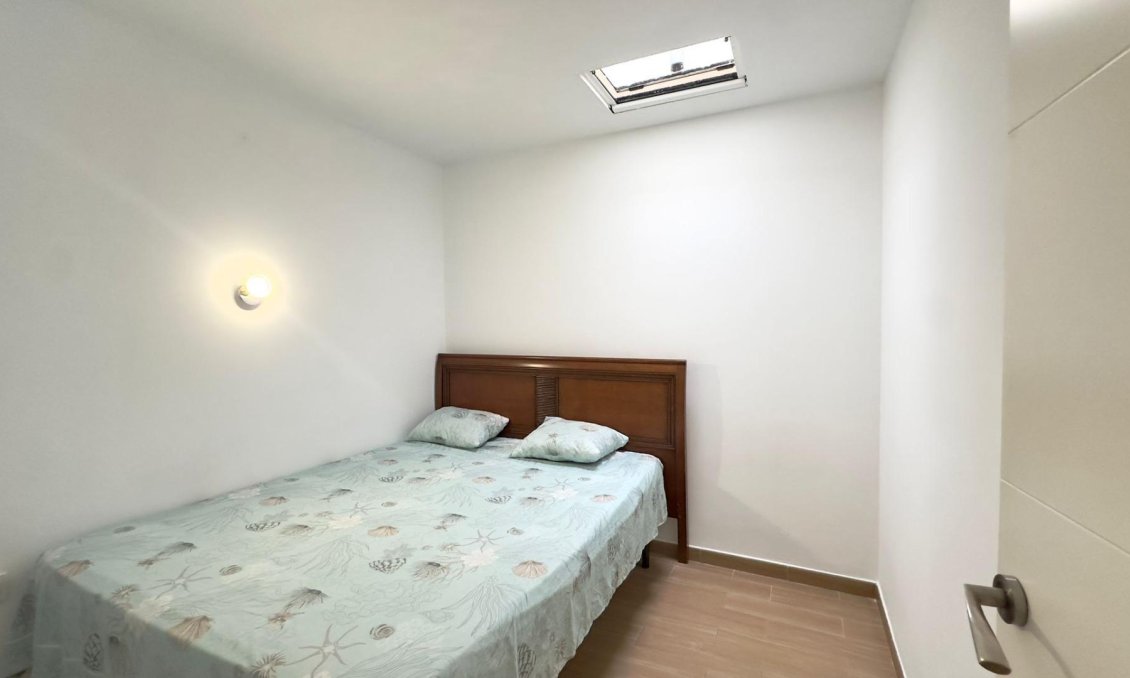 Segunda mano - Bungalow -
Torrevieja - El Limonar