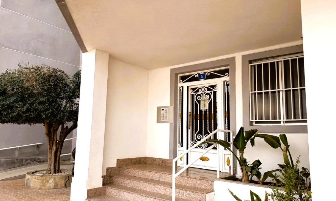 Wiederverkauf - Wohnung -
Orihuela Costa - Costa Blanca