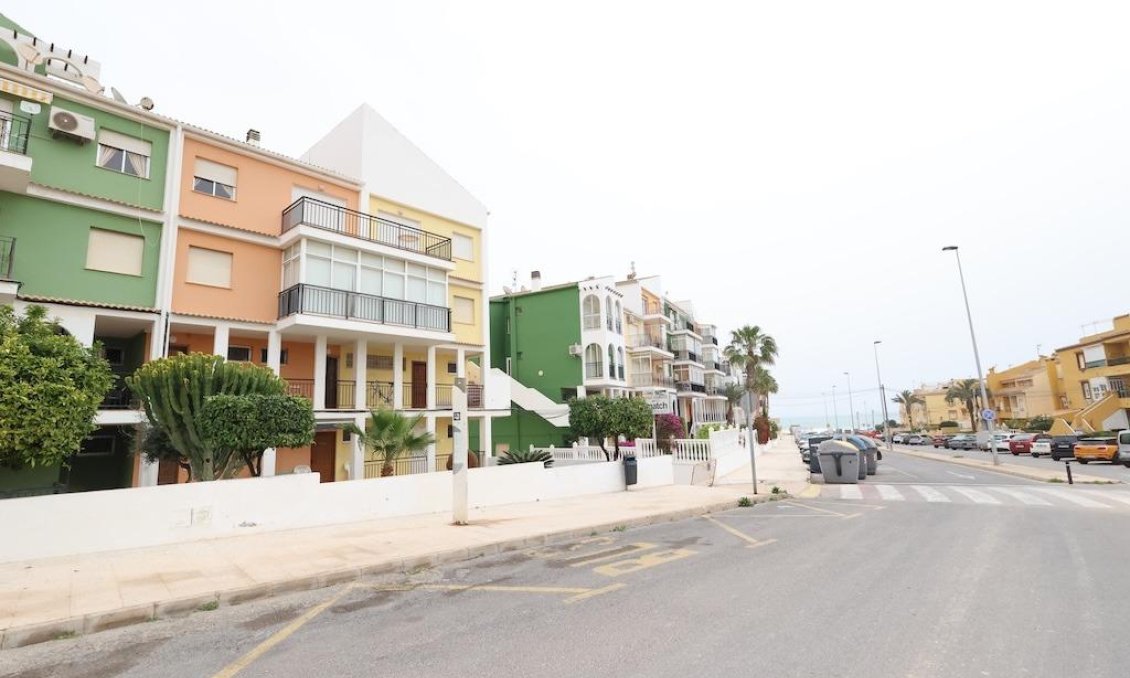 Wiederverkauf - Wohnung -
Torrevieja - Costa Blanca