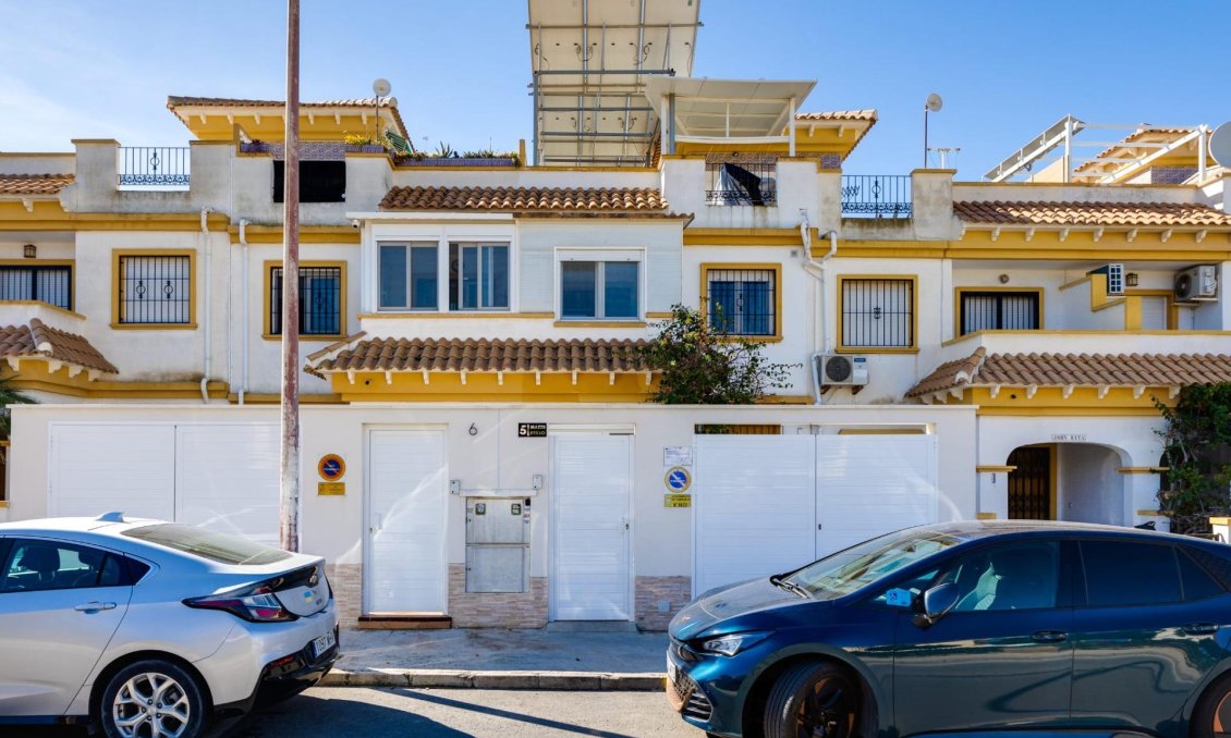 Resale - Town House -
Torrevieja - Parque Las Naciones