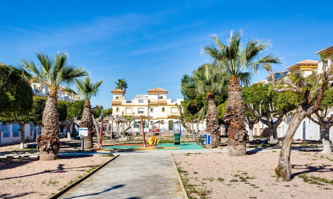 Resale - Town House -
Torrevieja - Parque Las Naciones
