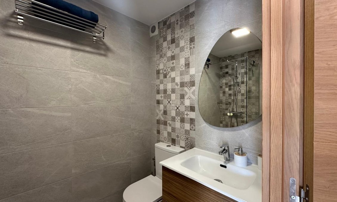 Resale - Bungalow -
Torrevieja - Los Balcones