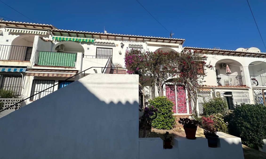 Resale - Bungalow -
Torrevieja - Los Balcones