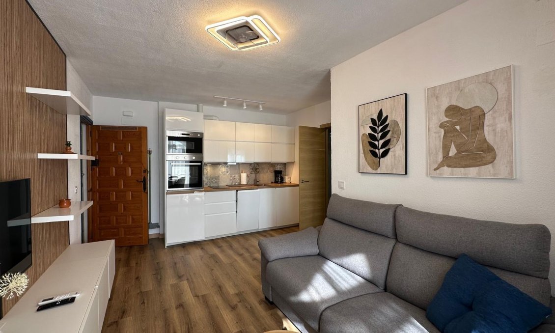 Resale - Bungalow -
Torrevieja - Los Balcones - Los Altos del Edén