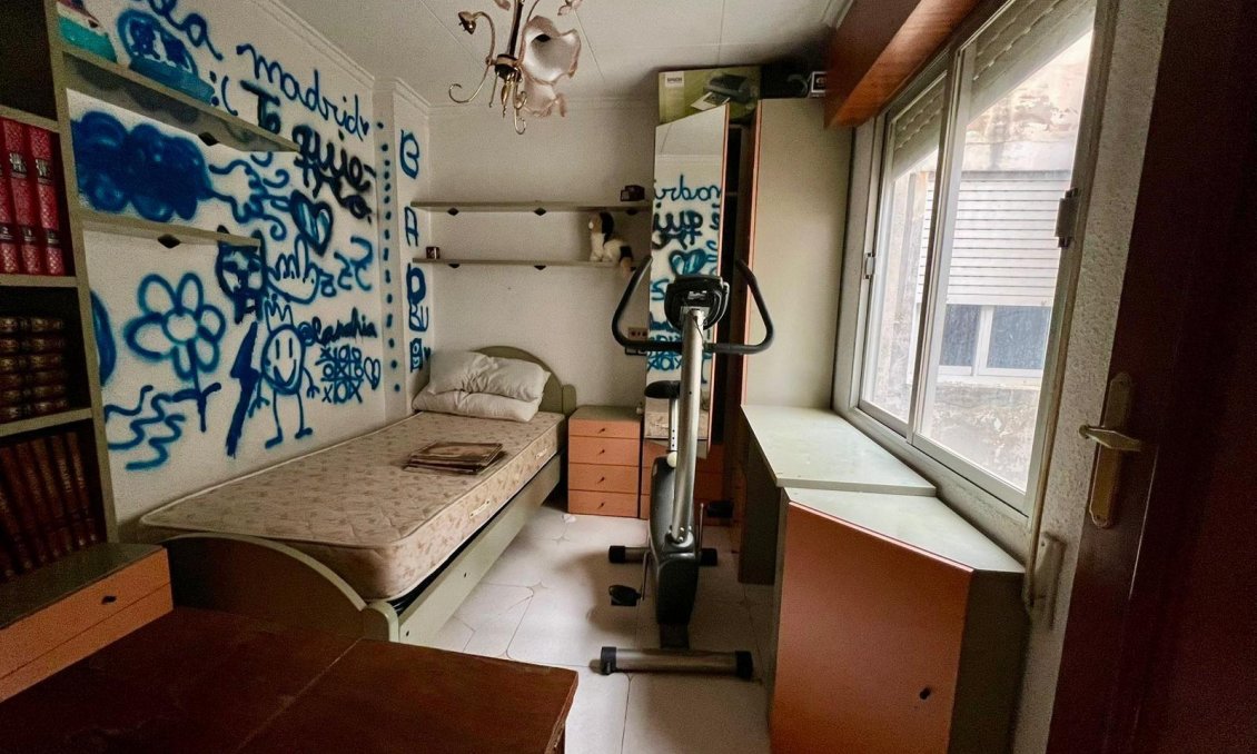 Resale - Apartment -
Torrevieja - Centro