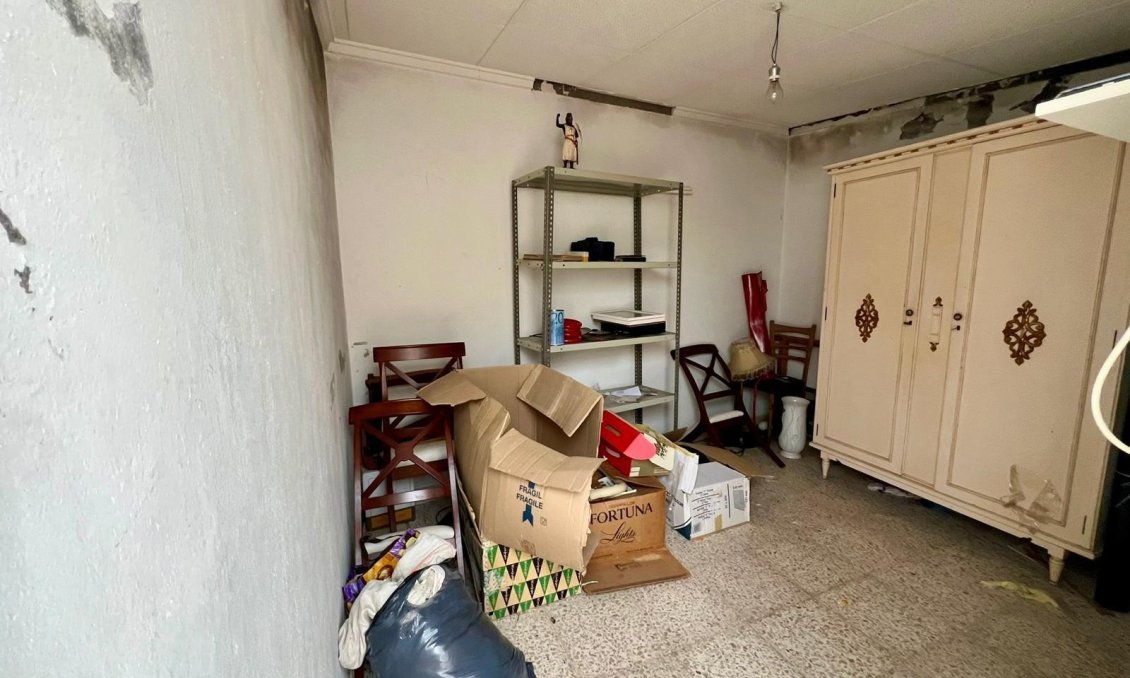 Resale - Apartment -
Torrevieja - Centro