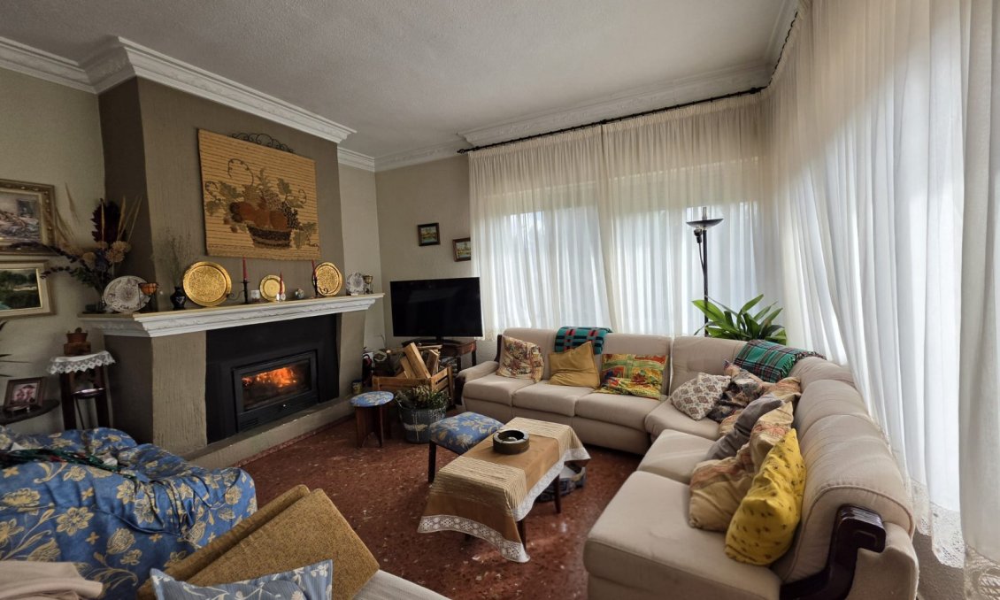 Használt Ingatlanok - Villa -
Elda - Inland