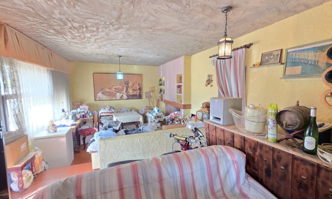 Használt Ingatlanok - Villa -
Elda - Inland