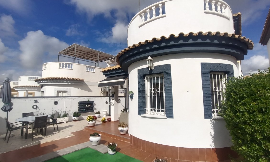 Wiederverkauf - Villa -
Sucina - Inland