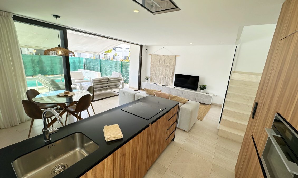 Wiederverkauf - Villa -
Santa Rosalia Resort - Inland