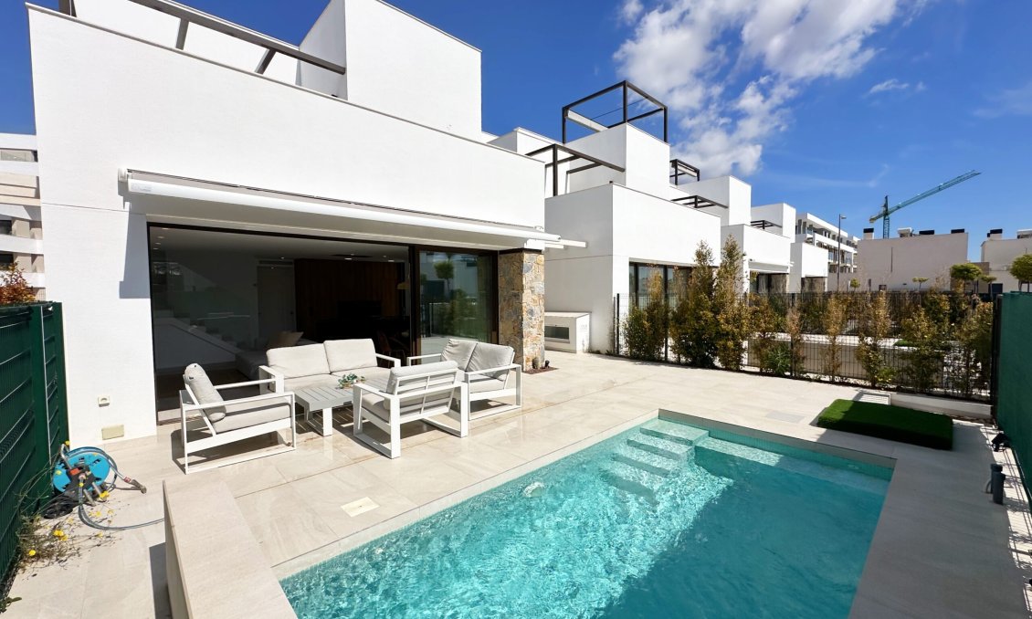 Wiederverkauf - Villa -
Santa Rosalia Resort - Inland