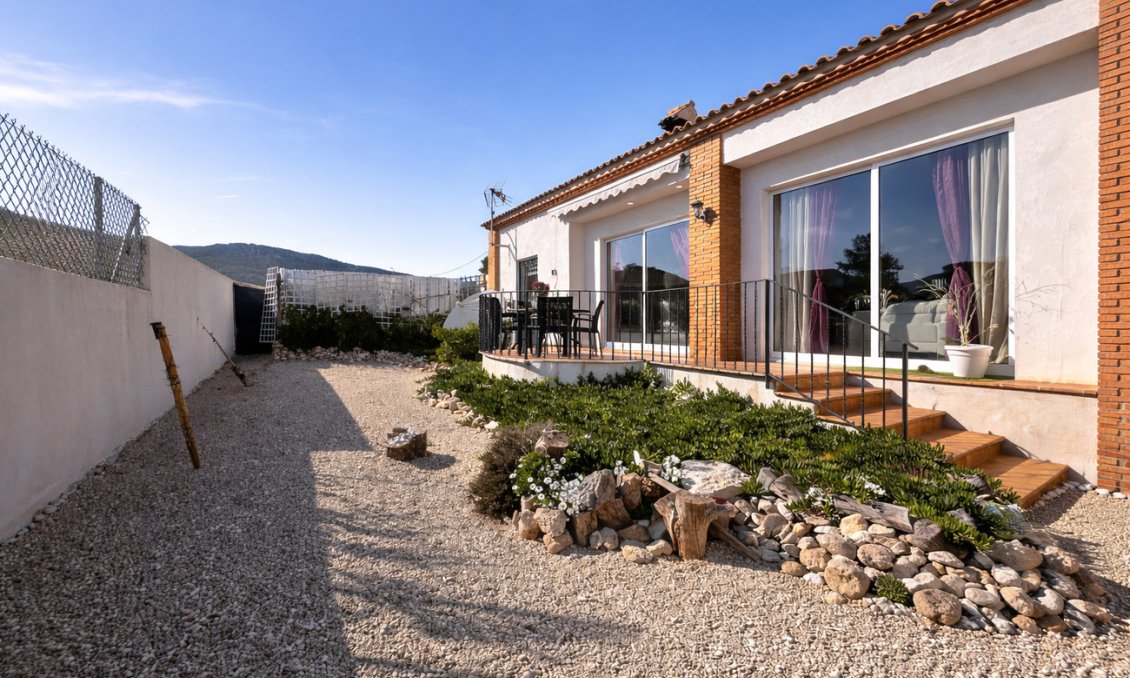 Wiederverkauf - Villa -
Castalla - Costa Blanca