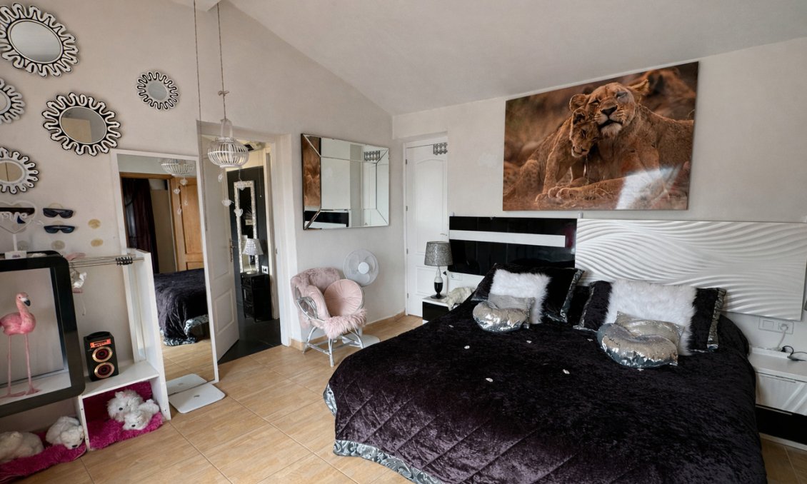 Wiederverkauf - Villa -
Castalla - Costa Blanca