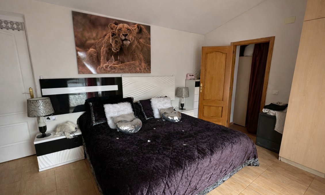 Wiederverkauf - Villa -
Castalla - Costa Blanca