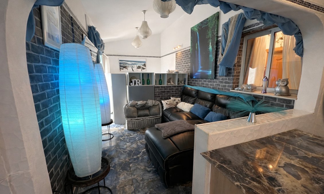 Wiederverkauf - Villa -
Castalla - Costa Blanca