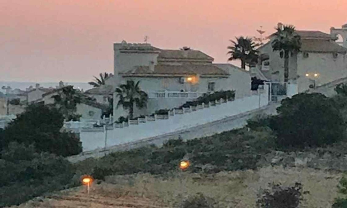 Használt Ingatlanok - Villa -
Rojales - La Marquesa