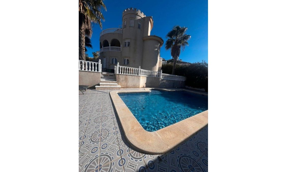 Használt Ingatlanok - Villa -
Rojales - La Marquesa