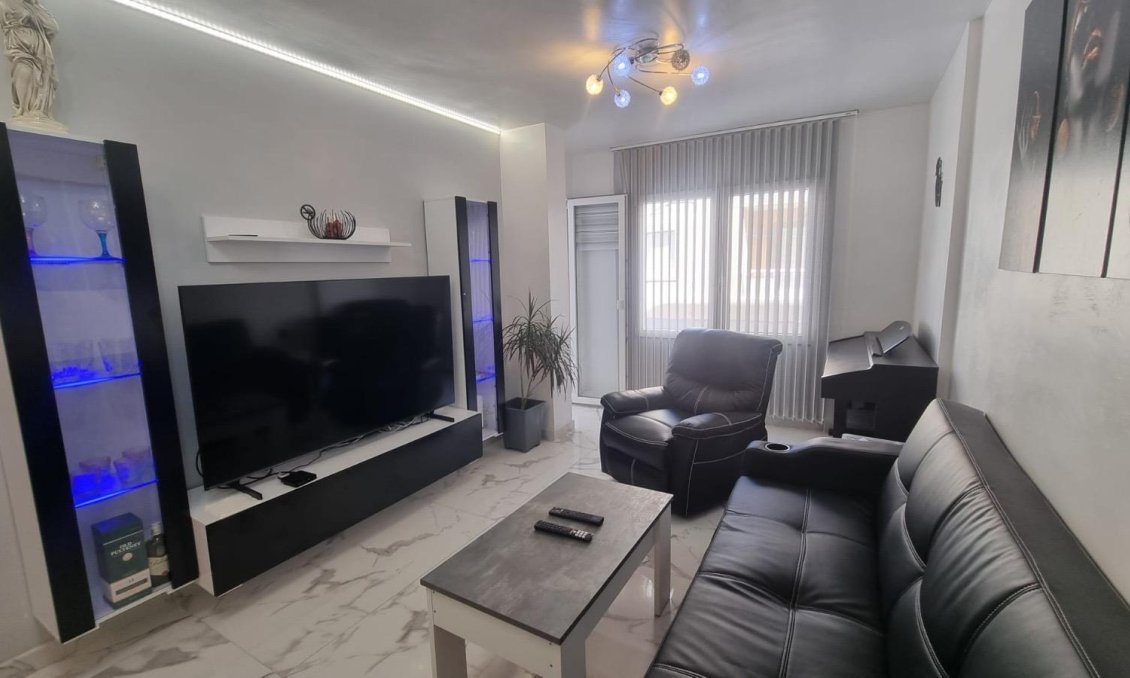 Használt Ingatlanok - Apartman -
Torrevieja - Acequion