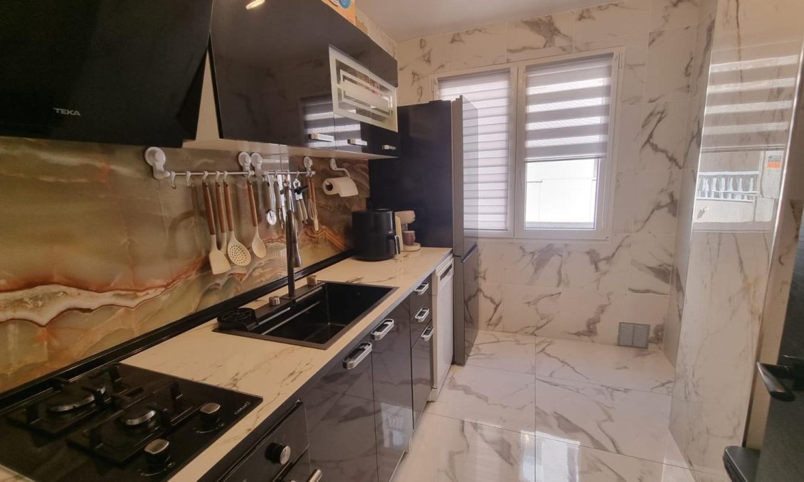 Használt Ingatlanok - Apartman -
Torrevieja - Acequion