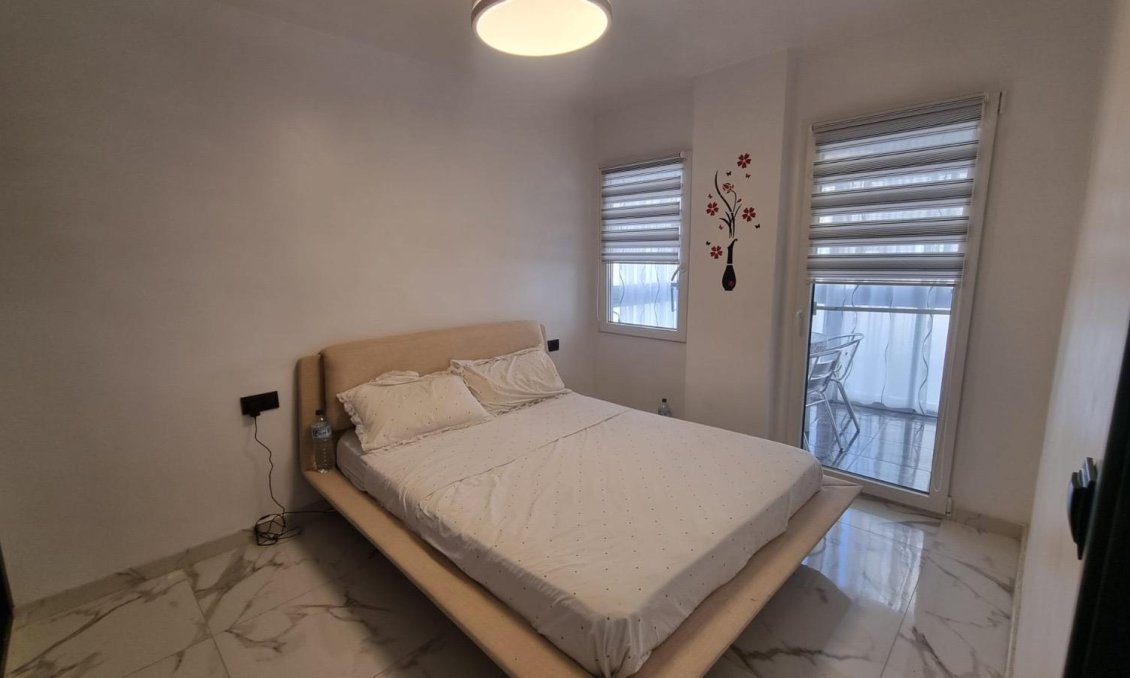 Használt Ingatlanok - Apartman -
Torrevieja - Acequion