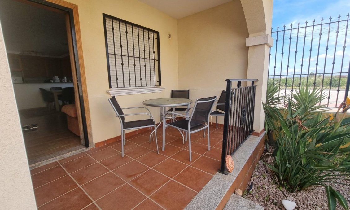 Használt Ingatlanok - Ikerház -
Guardamar del Segura - Urbanizaciones