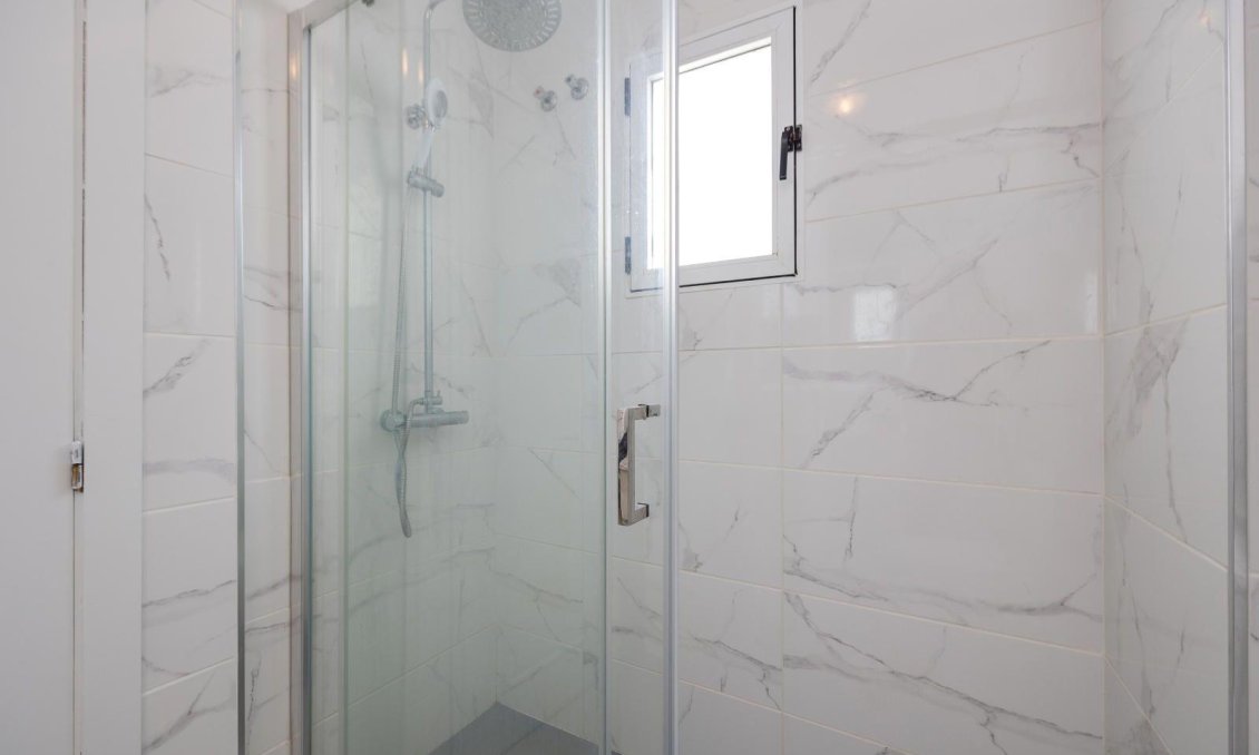 Segunda mano - Ático -
Torrevieja - Centro