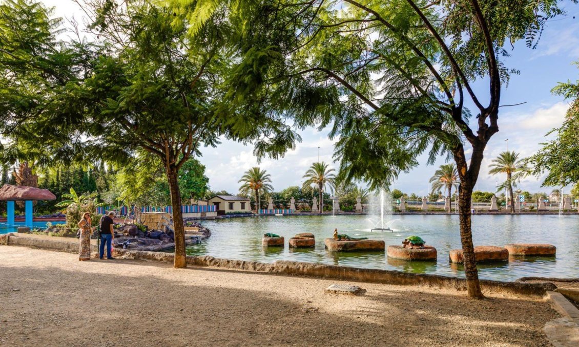 Segunda mano - Ático -
Torrevieja - Centro