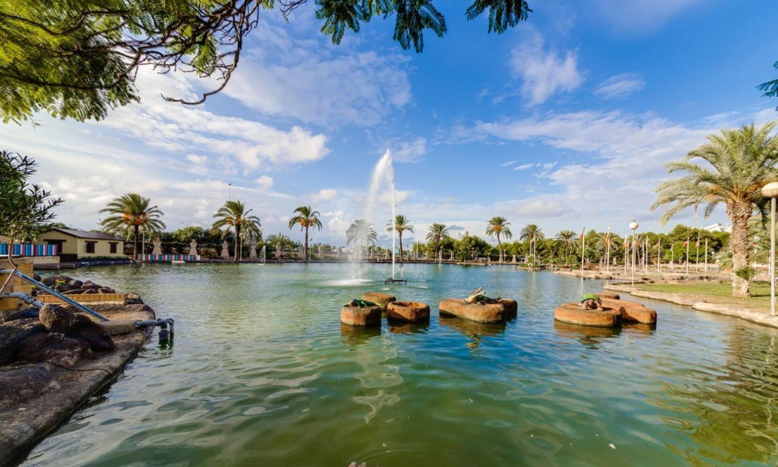 Segunda mano - Ático -
Torrevieja - Centro