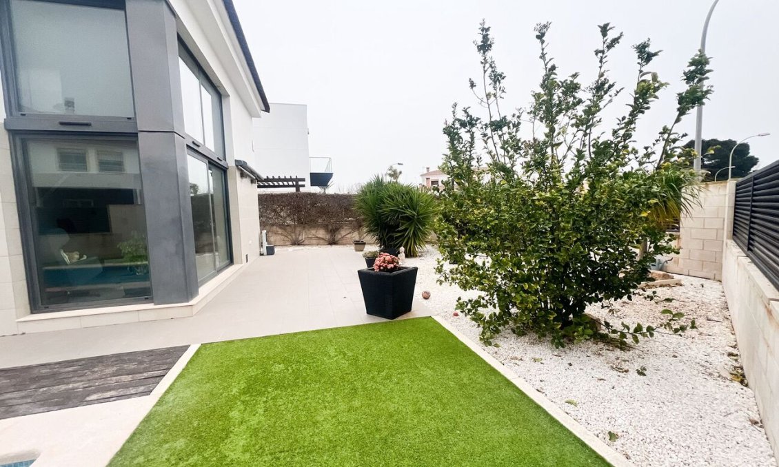 Segunda mano - Villa -
Santiago de la Ribera - Costa Calida