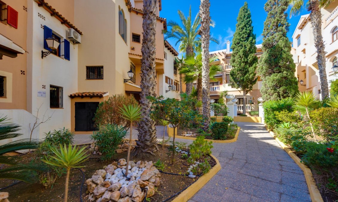 Segunda mano - Apartamento -
Torrevieja - Playa de los Locos