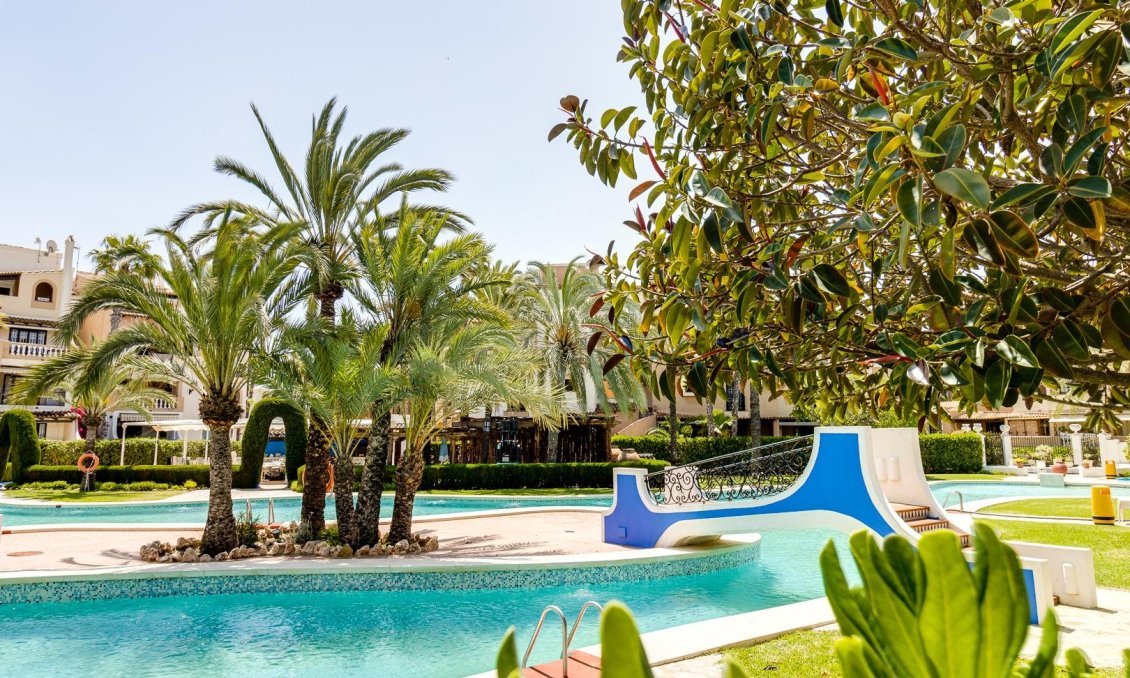 Segunda mano - Apartamento -
Torrevieja - Playa de los Locos